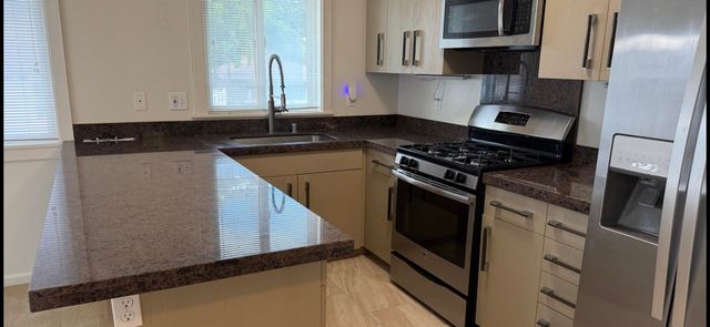 22 & 18 Kili Nahe St Lot 2, Lahaina, HI 96761