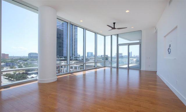 2727 Kirby Drive 10B, Houston, TX 77098