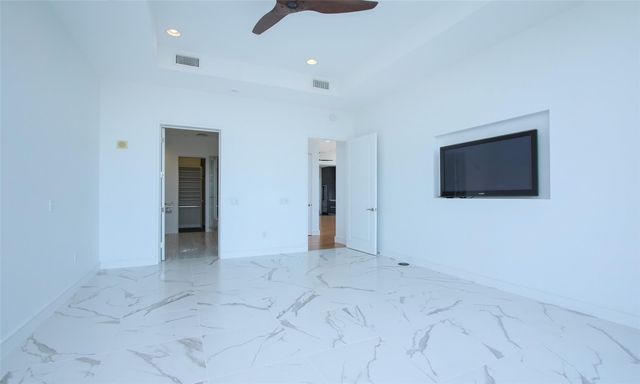2727 Kirby Drive 10B, Houston, TX 77098