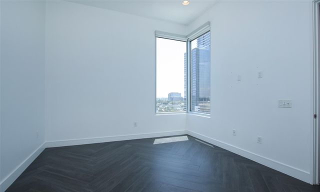2727 Kirby Drive 10B, Houston, TX 77098