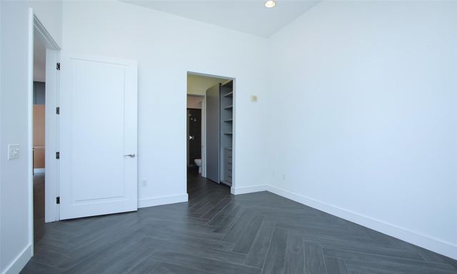 2727 Kirby Drive 10B, Houston, TX 77098