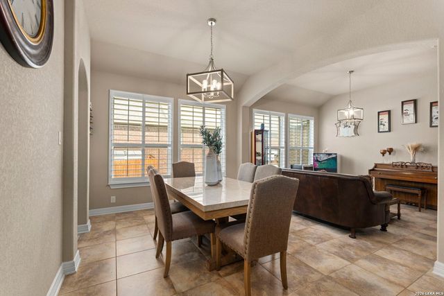 10612 Foxen Way, Helotes, TX 78023