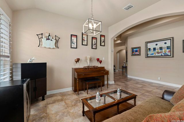 10612 Foxen Way, Helotes, TX 78023