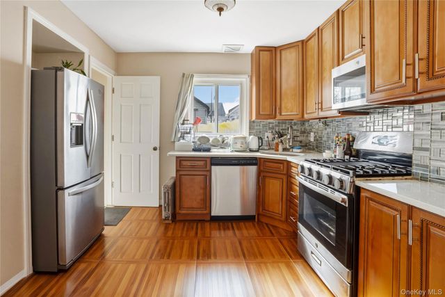 147-42 Hoover Avenue, Briarwood, NY 11435