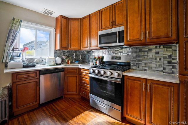 147-42 Hoover Avenue, Briarwood, NY 11435