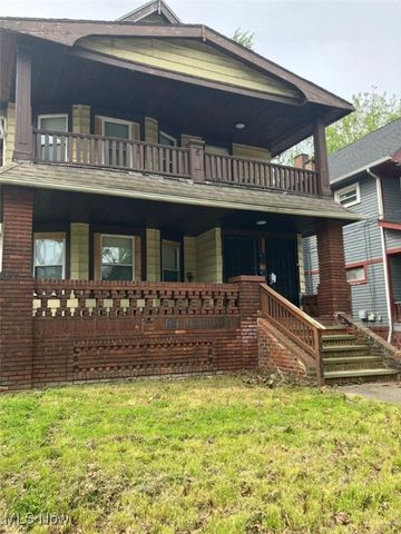 13702 McElhattan, Cleveland, OH 44110