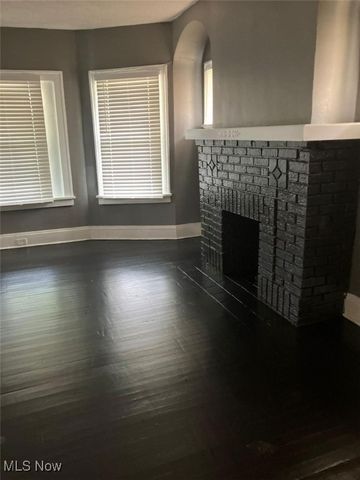 13702 McElhattan, Cleveland, OH 44110