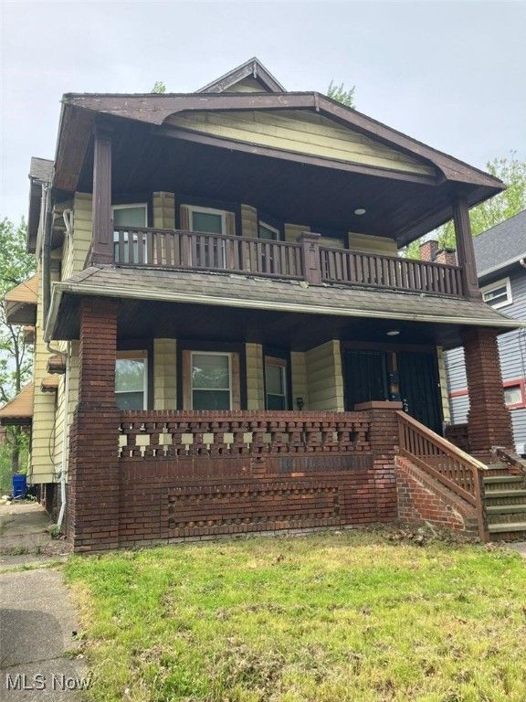 13702 McElhattan, Cleveland, OH 44110