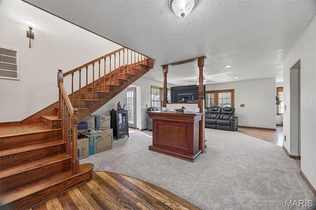 33992 Garrett Road, Richland, MO 65556