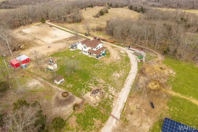 33992 Garrett Road, Richland, MO 65556