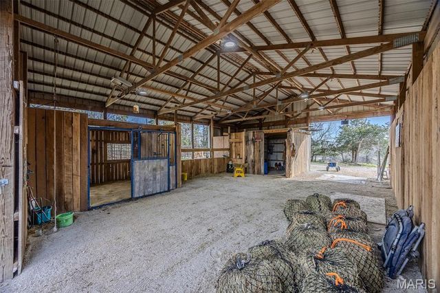 33992 Garrett Road, Richland, MO 65556