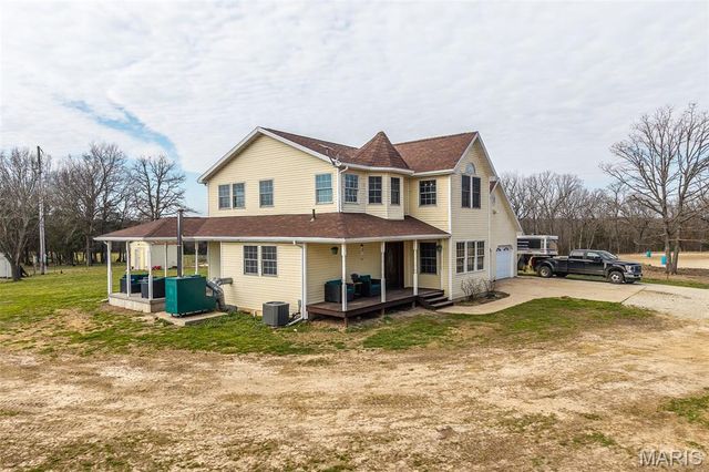33992 Garrett Road, Richland, MO 65556
