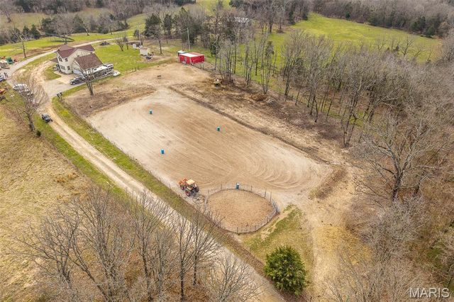 33992 Garrett Road, Richland, MO 65556