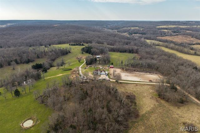 33992 Garrett Road, Richland, MO 65556