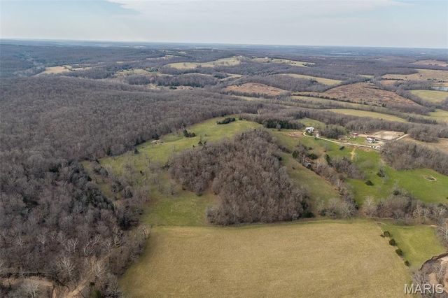 33992 Garrett Road, Richland, MO 65556