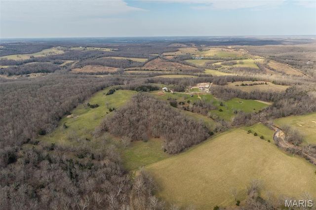 33992 Garrett Road, Richland, MO 65556