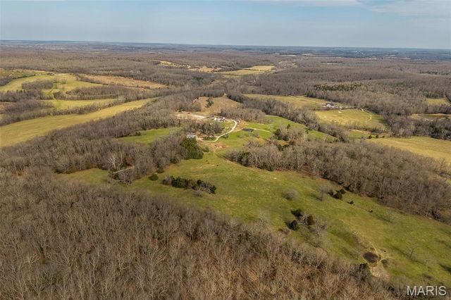 33992 Garrett Road, Richland, MO 65556