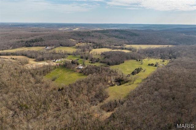 33992 Garrett Road, Richland, MO 65556