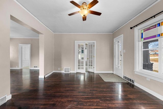 1053 E KIMBERLY AVENUE, Kimberly, WI 54136