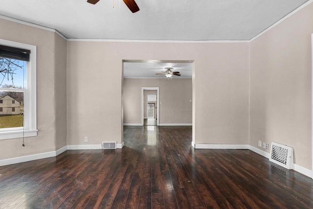1053 E KIMBERLY AVENUE, Kimberly, WI 54136