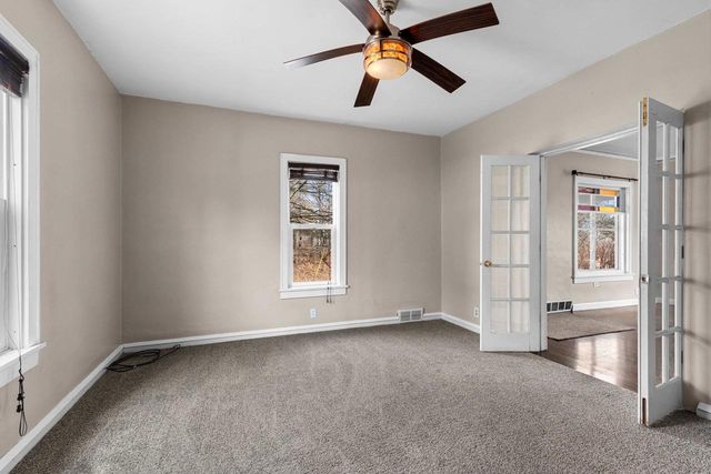 1053 E KIMBERLY AVENUE, Kimberly, WI 54136