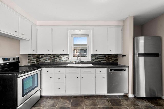 1053 E KIMBERLY AVENUE, Kimberly, WI 54136