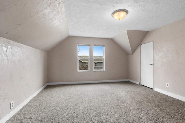 1053 E KIMBERLY AVENUE, Kimberly, WI 54136