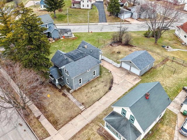 1053 E KIMBERLY AVENUE, Kimberly, WI 54136