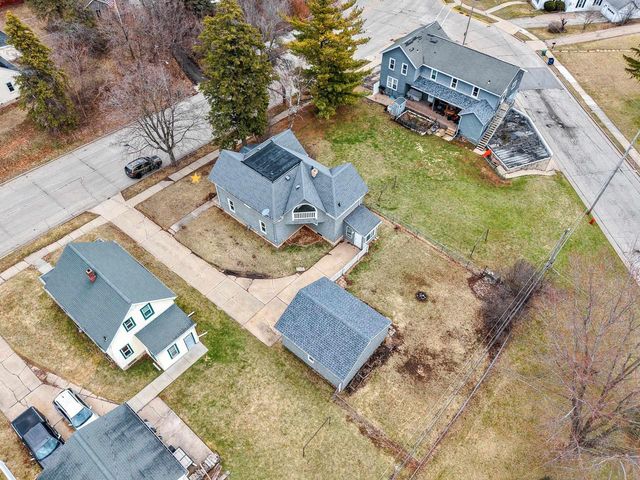 1053 E KIMBERLY AVENUE, Kimberly, WI 54136