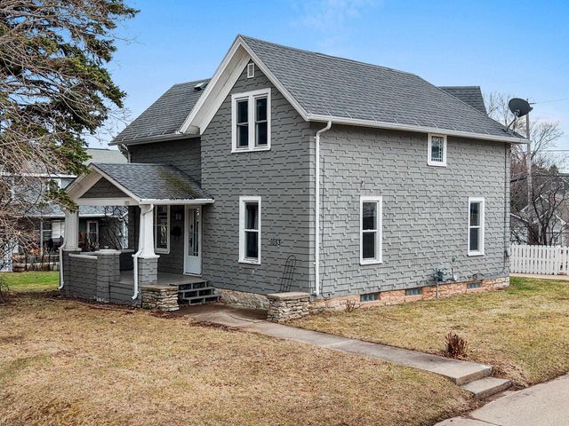 1053 E KIMBERLY AVENUE, Kimberly, WI 54136