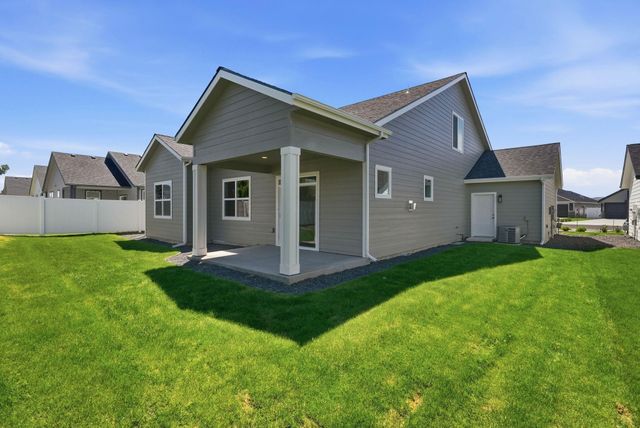 1236 N HIGH DESERT Dr, Deer Park, WA 99006