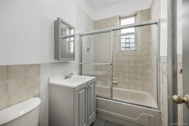1260 Evergreen Avenue 1, Bronx, NY 10472