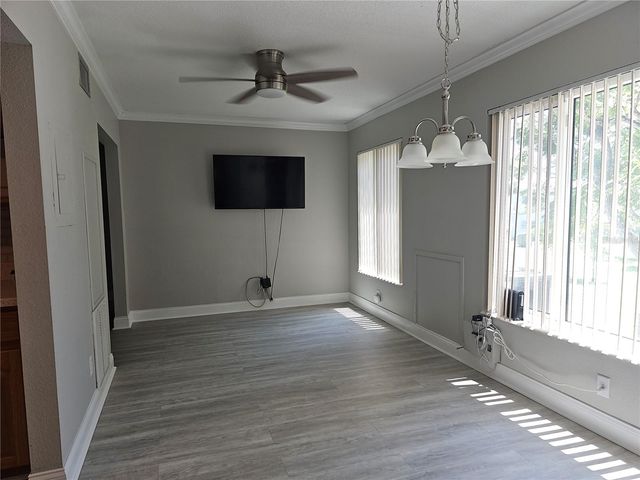 2321 ECUADORIAN WAY 31, Clearwater, FL 33763