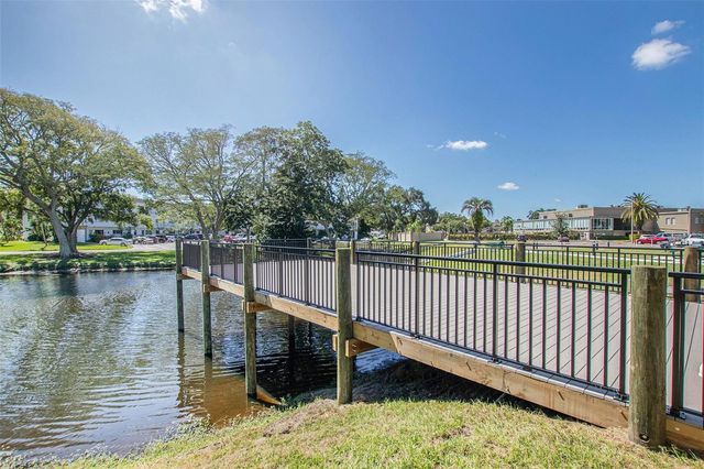 2321 ECUADORIAN WAY 31, Clearwater, FL 33763