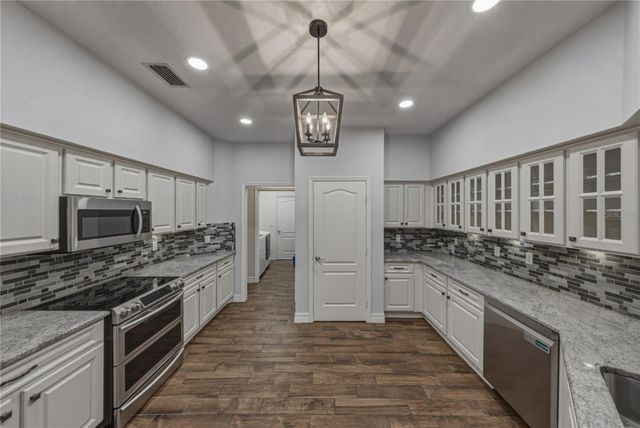 1113 SUGARTREE DRIVE N, Lakeland, FL 33813