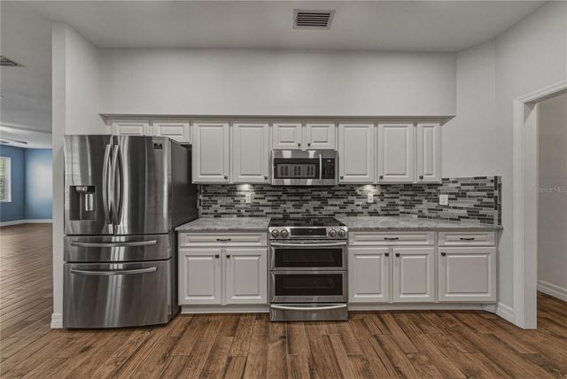 1113 SUGARTREE DRIVE N, Lakeland, FL 33813