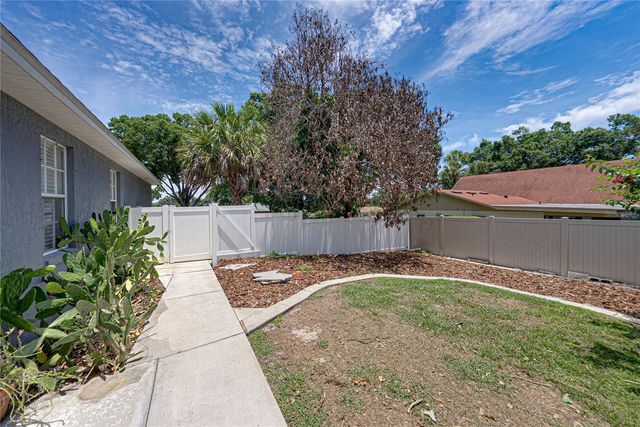 1113 SUGARTREE DRIVE N, Lakeland, FL 33813