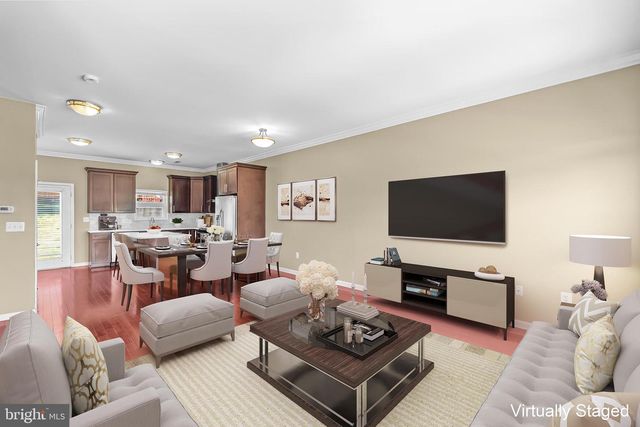 427 WOODCREST DR SE, Washington, DC 20032