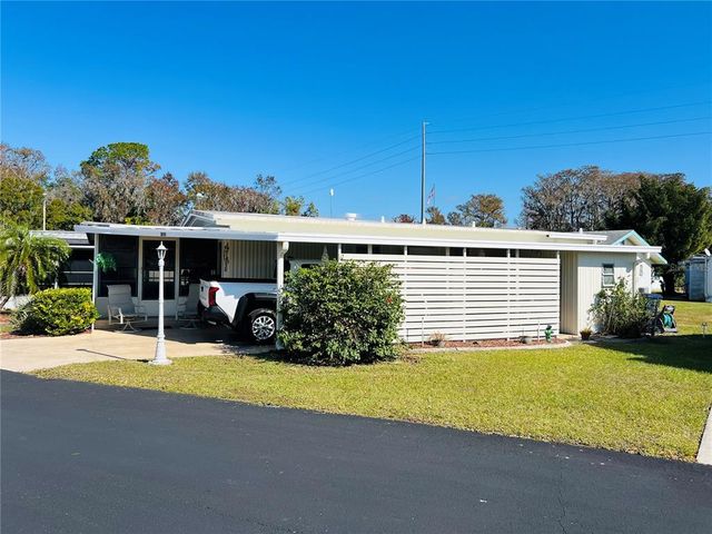 215 RUE DE PARESSE, Tavares, FL 32778