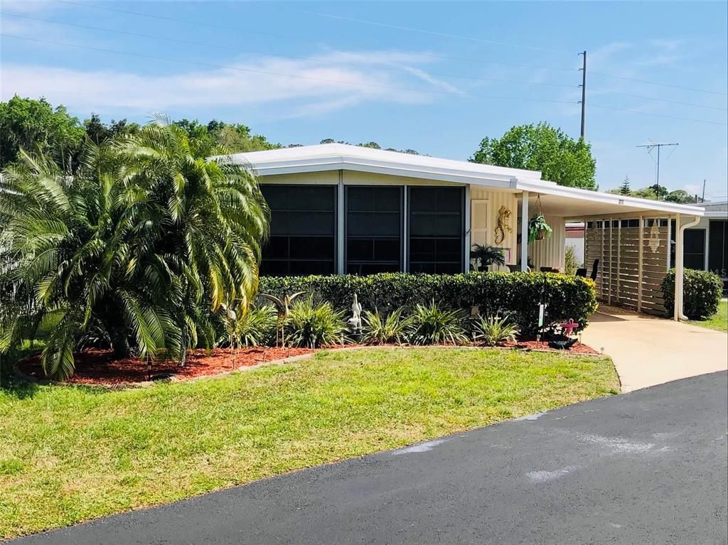 215 RUE DE PARESSE, Tavares, FL 32778