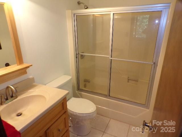140 Beechwood Circle, Laurel Park, NC 28739