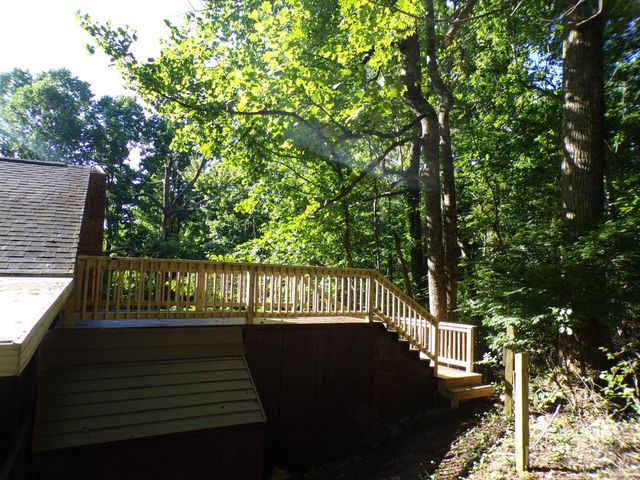 140 Beechwood Circle, Laurel Park, NC 28739