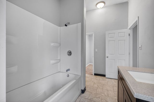 1817 22nd Street, Des Moines, IA 50310