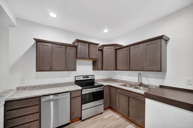 1817 22nd Street, Des Moines, IA 50310
