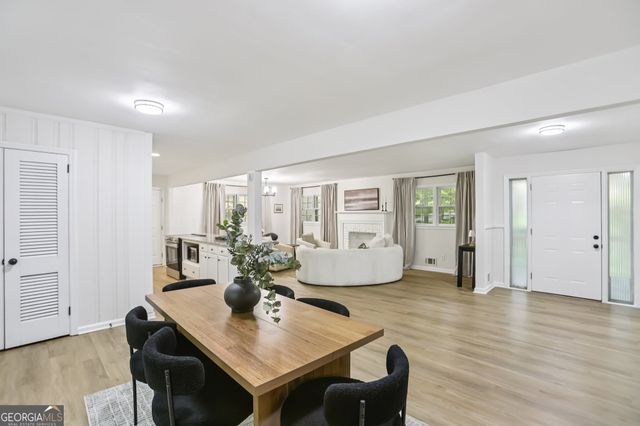 2436 Ovidia Circle SW, Atlanta, GA 30311