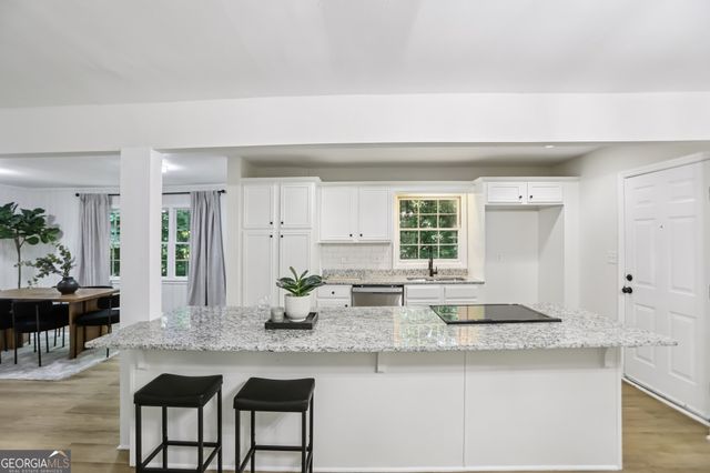 2436 Ovidia Circle SW, Atlanta, GA 30311