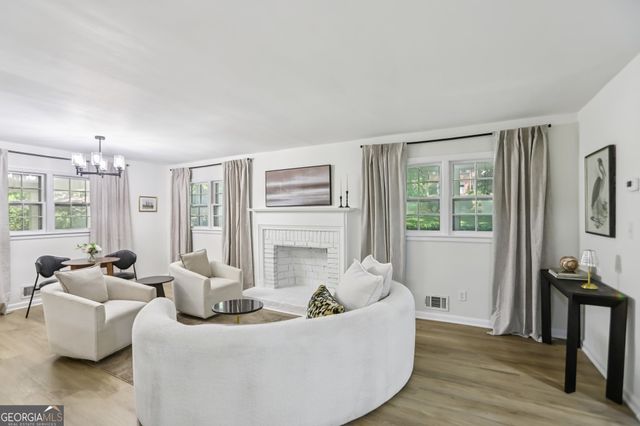 2436 Ovidia Circle SW, Atlanta, GA 30311