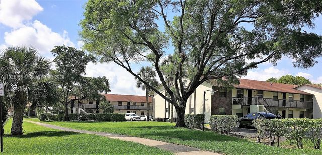 6061 Shakerwood Cir 205, Tamarac, FL 33319