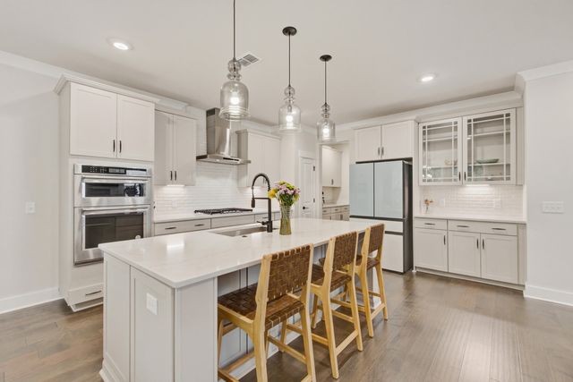 517 Spring Hollow Drive, Charleston, SC 29492