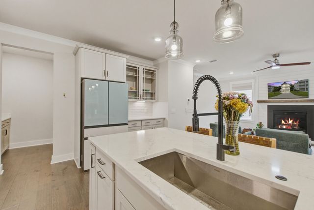 517 Spring Hollow Drive, Charleston, SC 29492